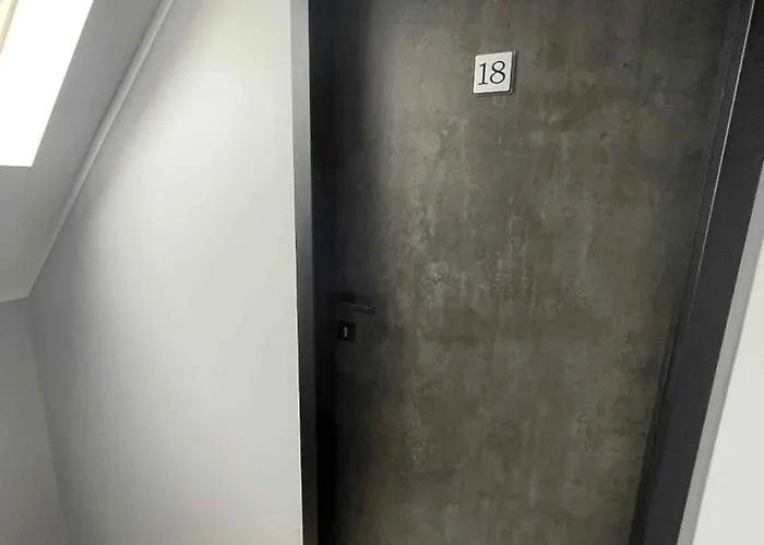 Sara Ii ホームステイ カルビア